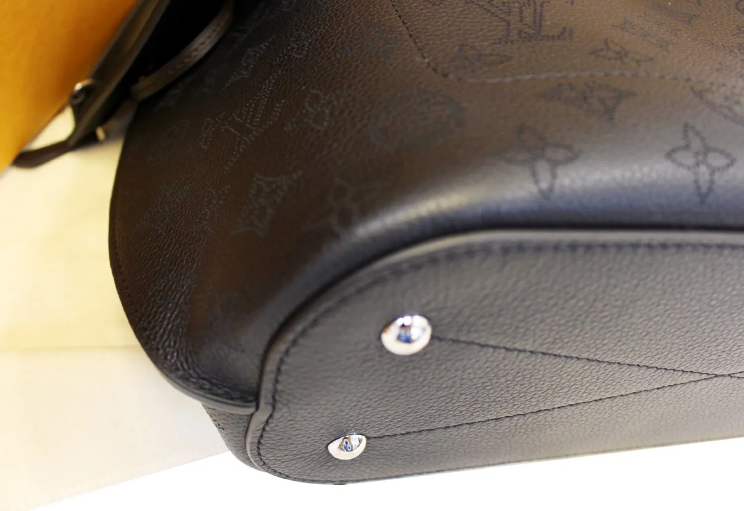 LOUIS VUITTON Girolata Mahina Black Monogram Leather Shoulder Bag
