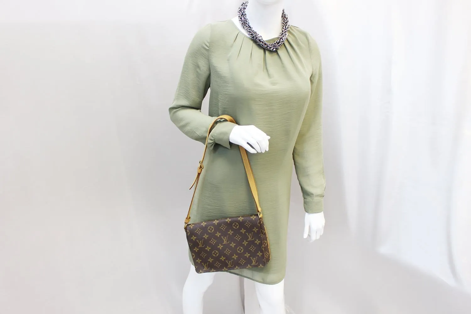 LOUIS VUITTON Monogram Musette Tango Short Strap Shoulder Bag