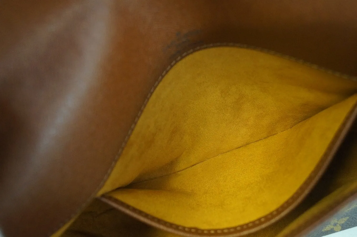 LOUIS VUITTON Monogram Musette Tango Shoulder Bag