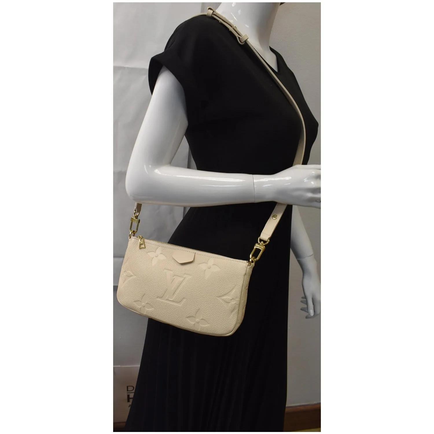 LOUIS VUITTON Multi Pochette Accessories Empreinte Shoulder Bag Cream