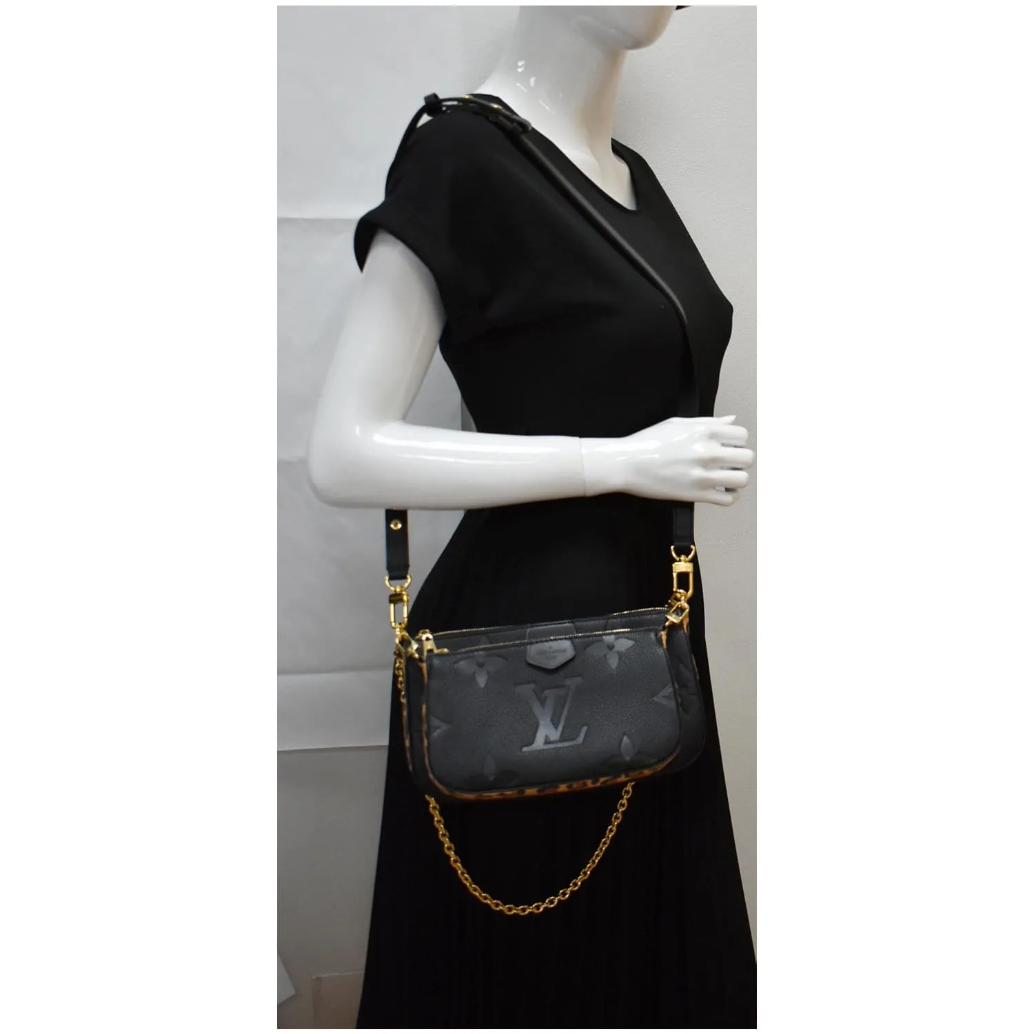 Louis Vuitton Multi Pochette Monogram Empreinte Shoulder Bag Black