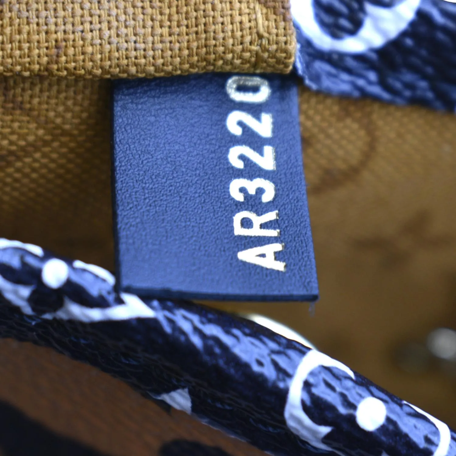 LOUIS VUITTON Neverfull Crafty MM Monogram Gaint Canvas Tote Bag Caramel