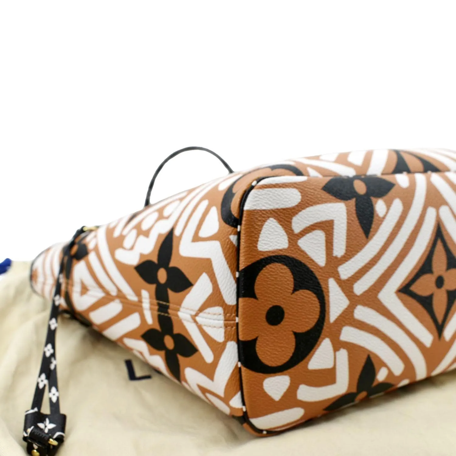LOUIS VUITTON Neverfull Crafty MM Monogram Gaint Canvas Tote Bag Caramel