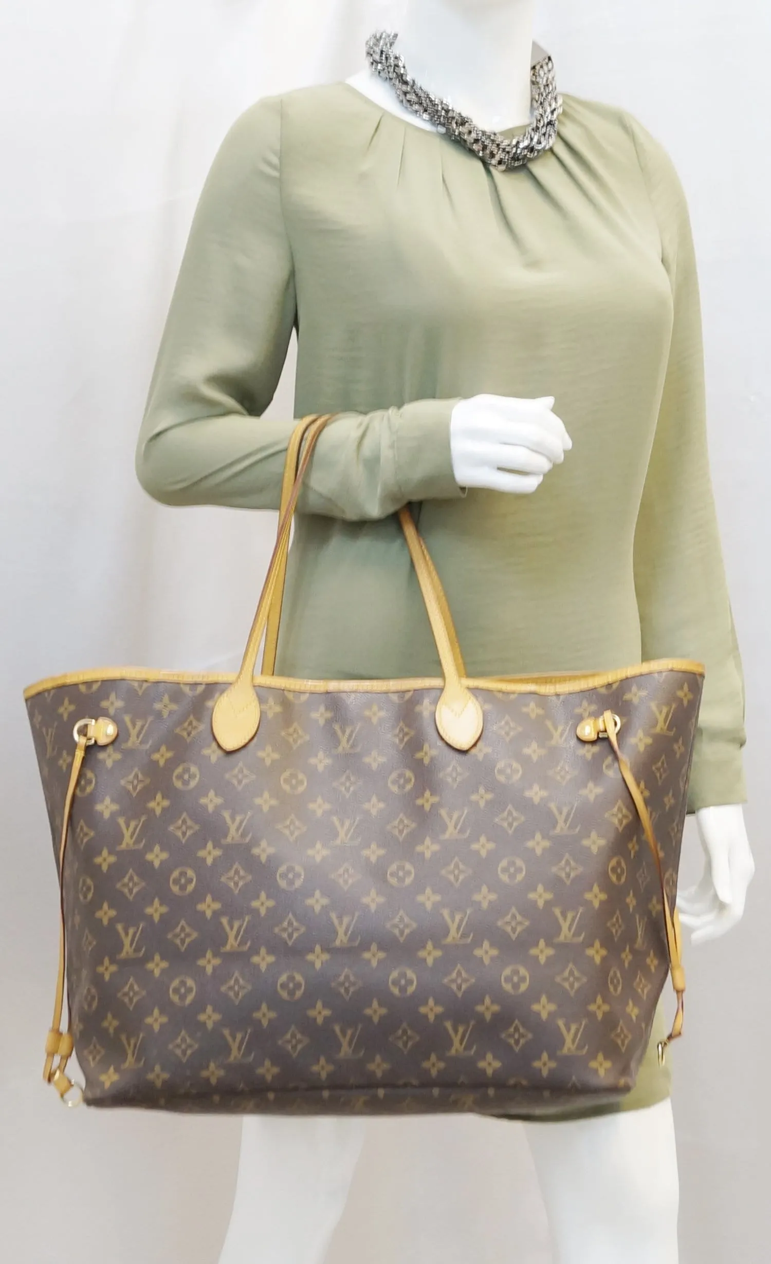 LOUIS VUITTON Neverfull GM Monogram Canvas  Shoulder Bag