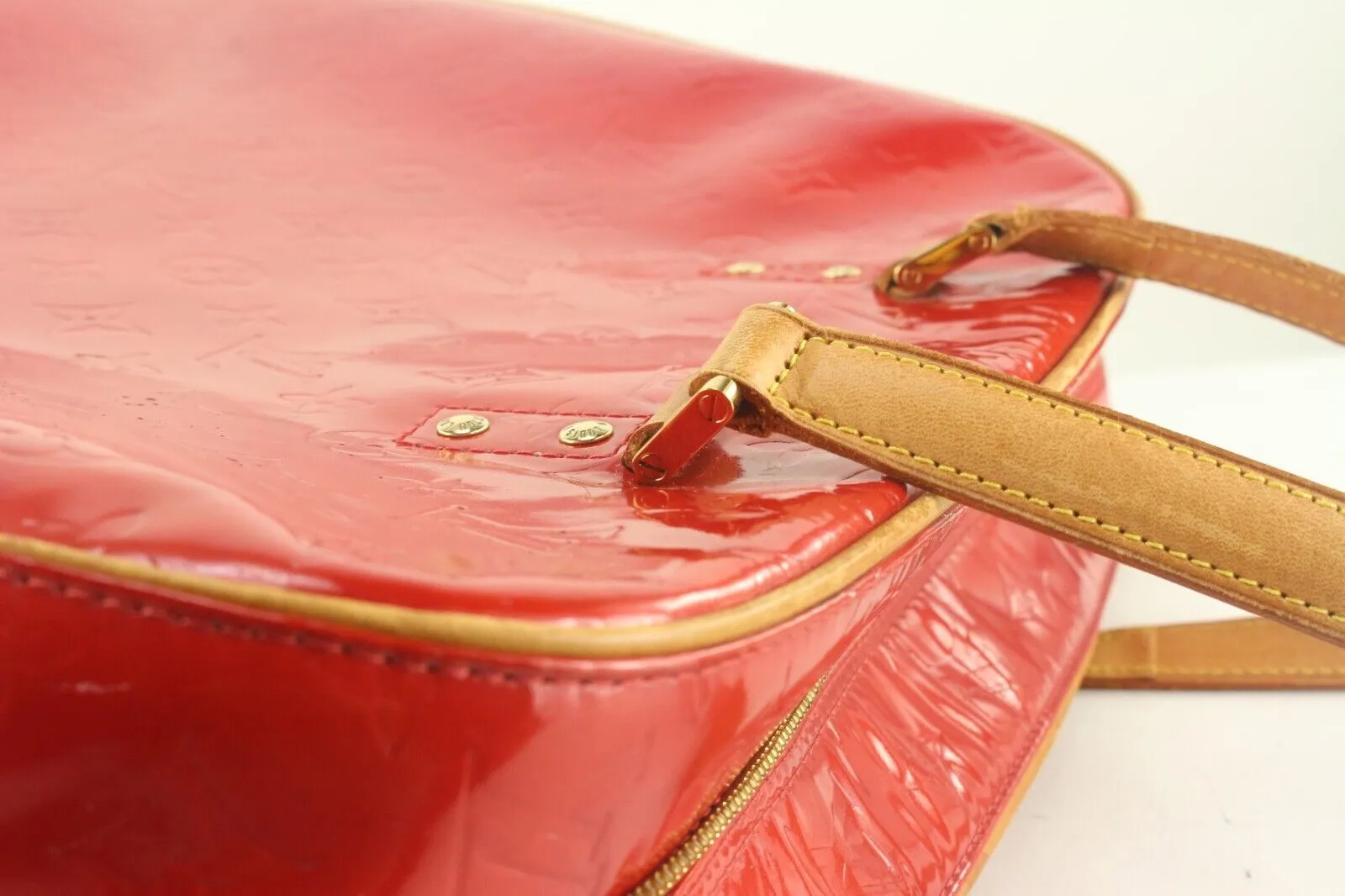 Louis Vuitton Red Monogram Vernis Sutton Travel Shoulder bag 3LVS921K