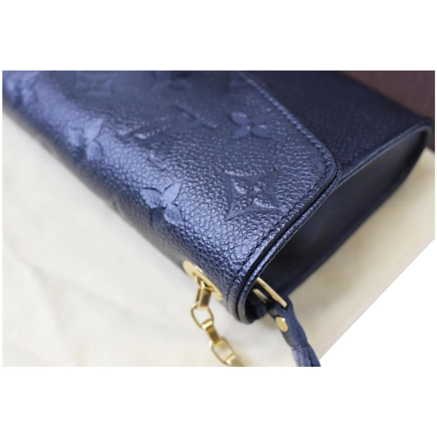 LOUIS VUITTON St Germain Pochette Empreinte Leather Shoulder Bag Black - 15% OFF