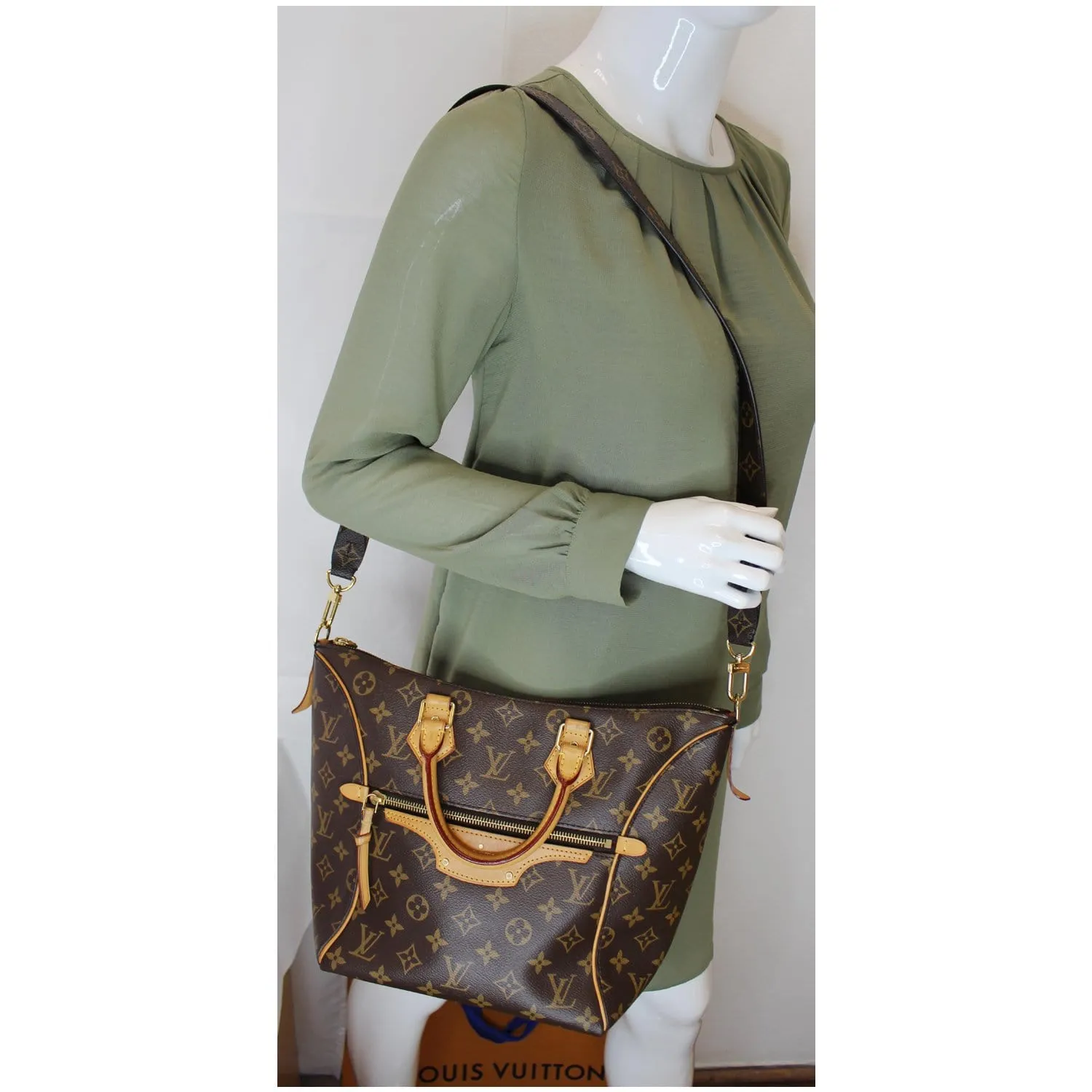 LOUIS VUITTON Tournelle PM Monogram Canvas Shoulder Handbag Brown