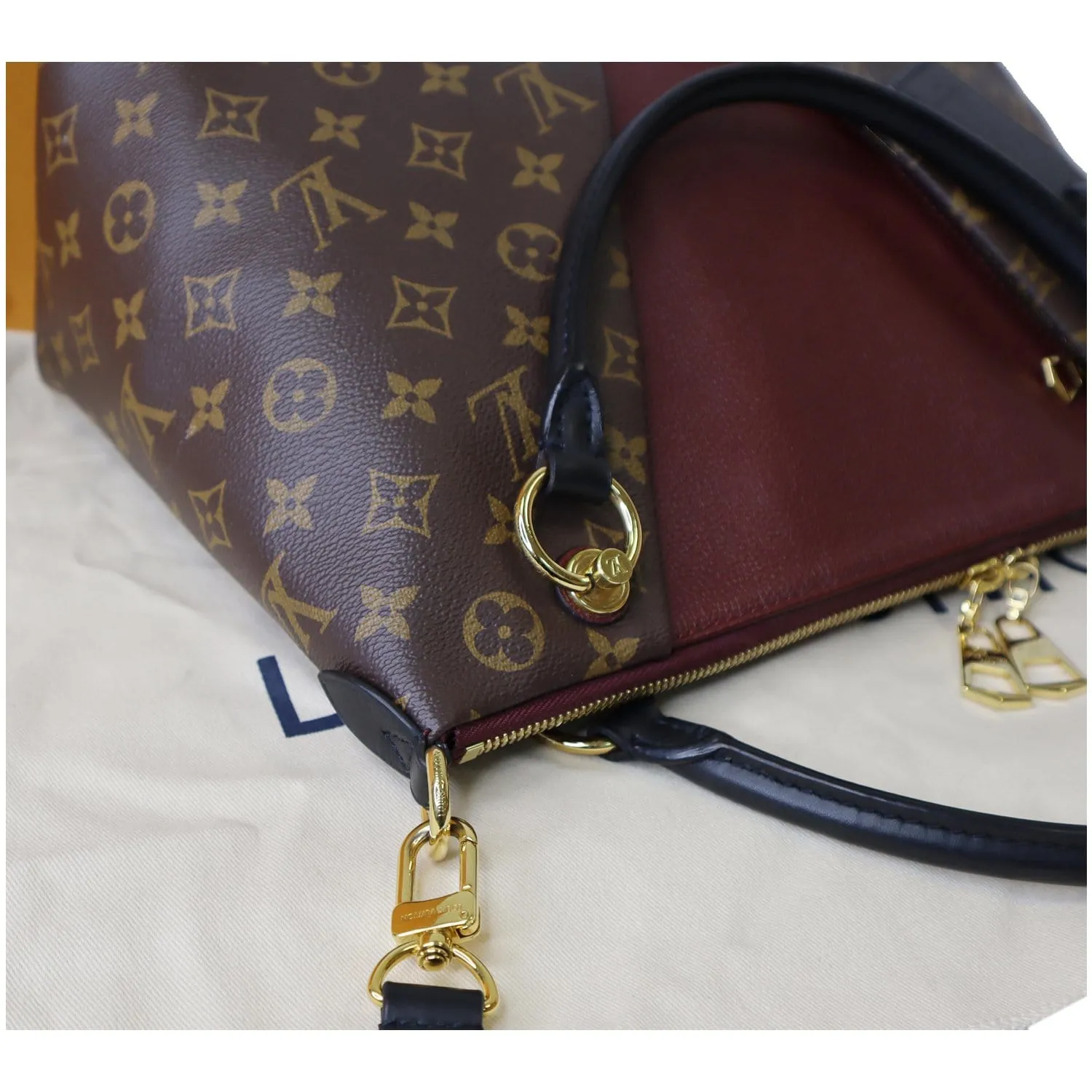 LOUIS VUITTON V MM Monogram Canvas Tote Shoulder Bag Bordeaux
