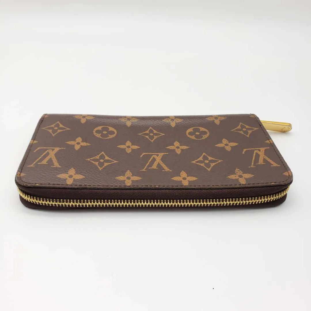Louis Vuitton Zippy Zip Monogram Wallet