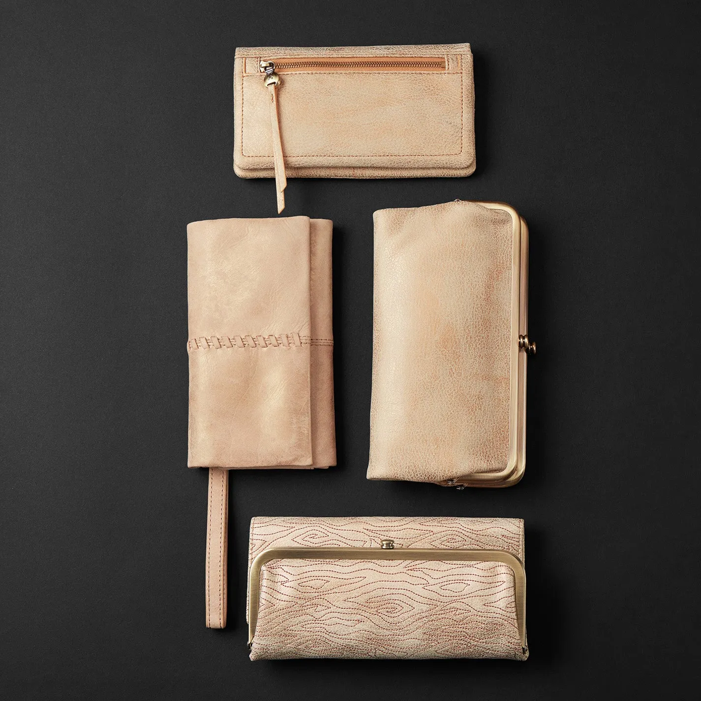 Lumen Continental Wallet In Metallic Leather - Gold Leaf