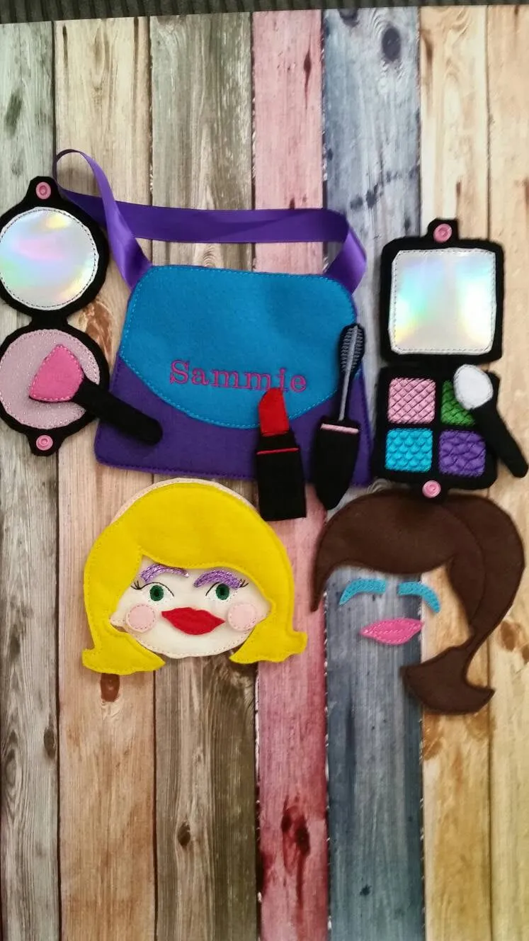 Make up Activity Bag - Doll make-up - play set - quiet activity - Busy Bag - Pretend Make-up - pretend play - personalized free - doll face