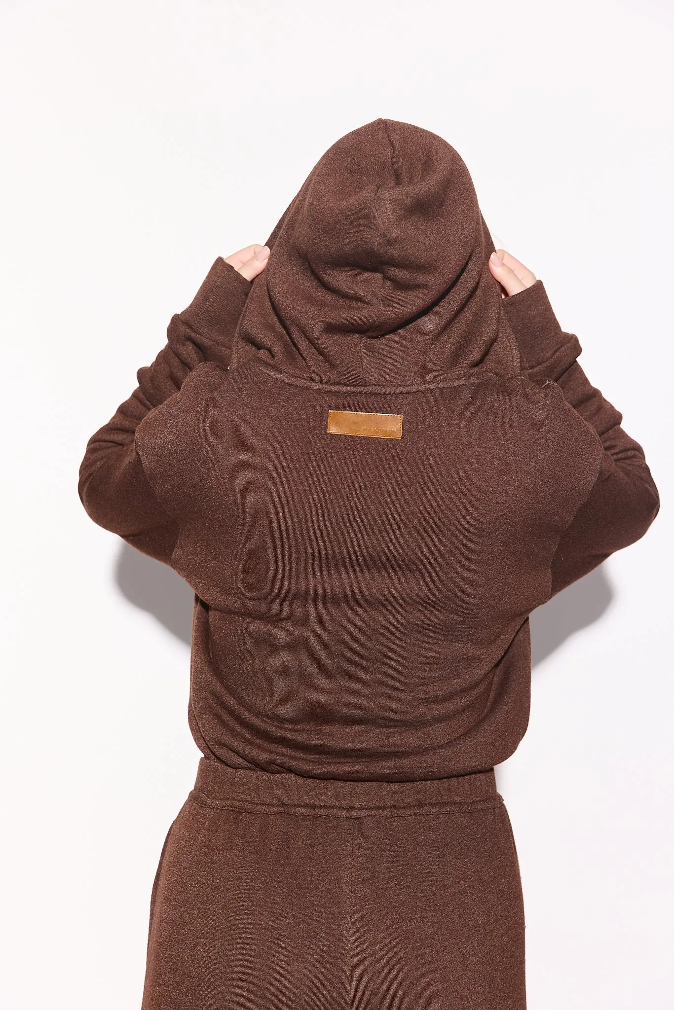 MANIFESTER - CHOCOLATE BROWN