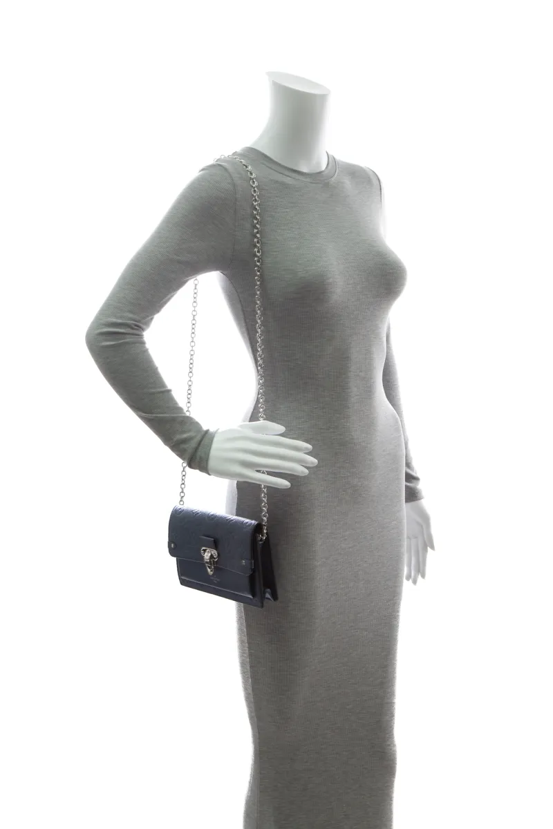 Metallic Vavin Chain Wallet Bag