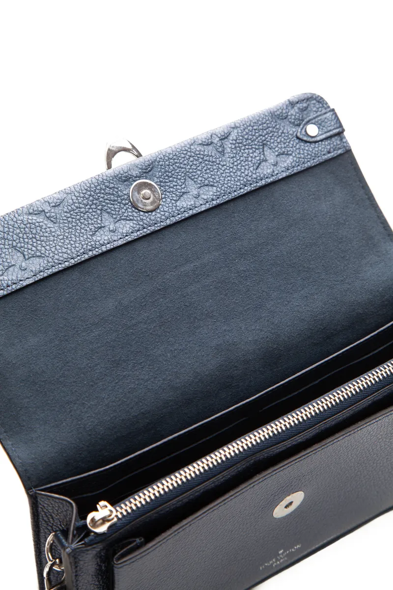 Metallic Vavin Chain Wallet Bag