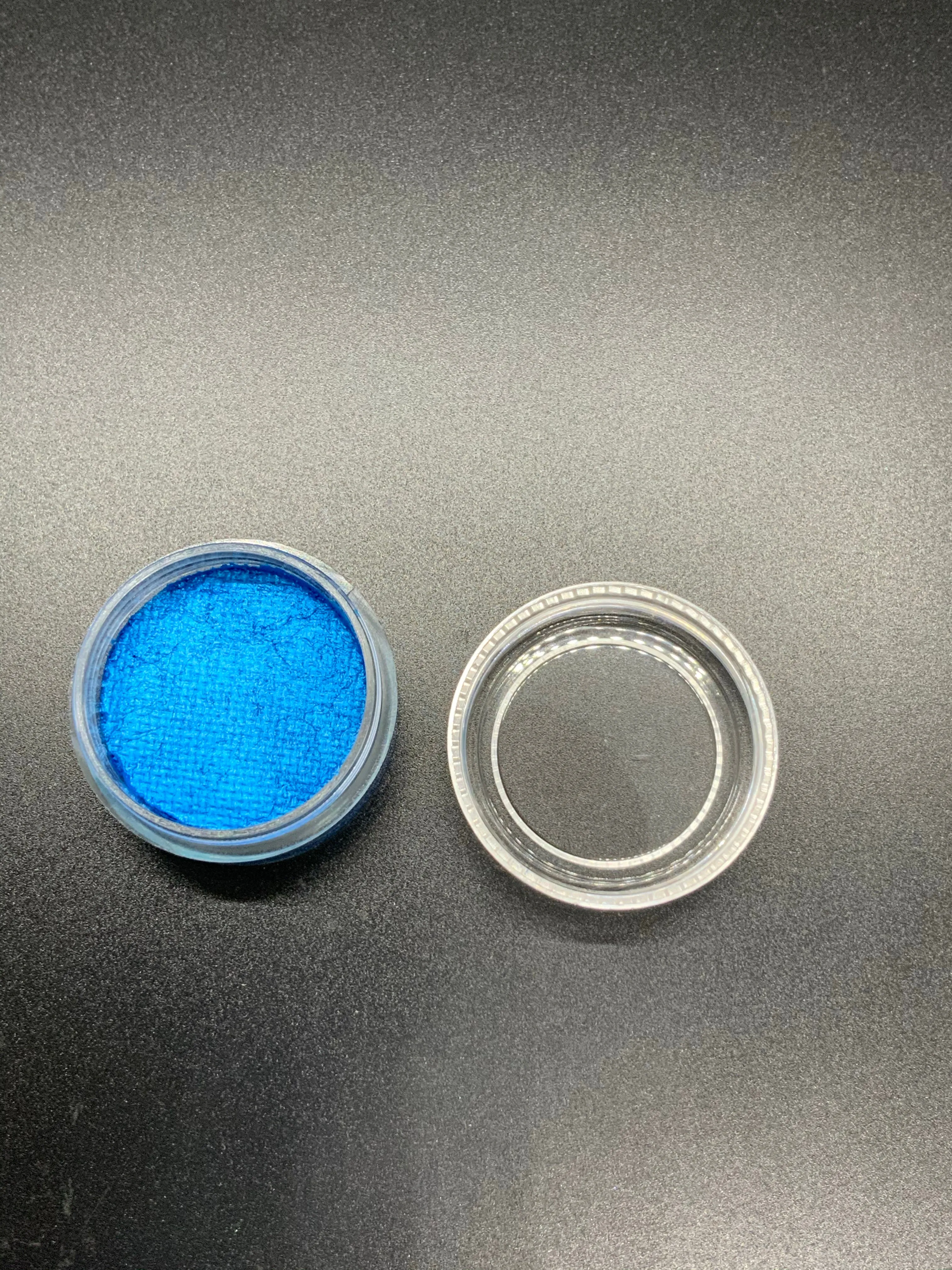 Metallic water liners