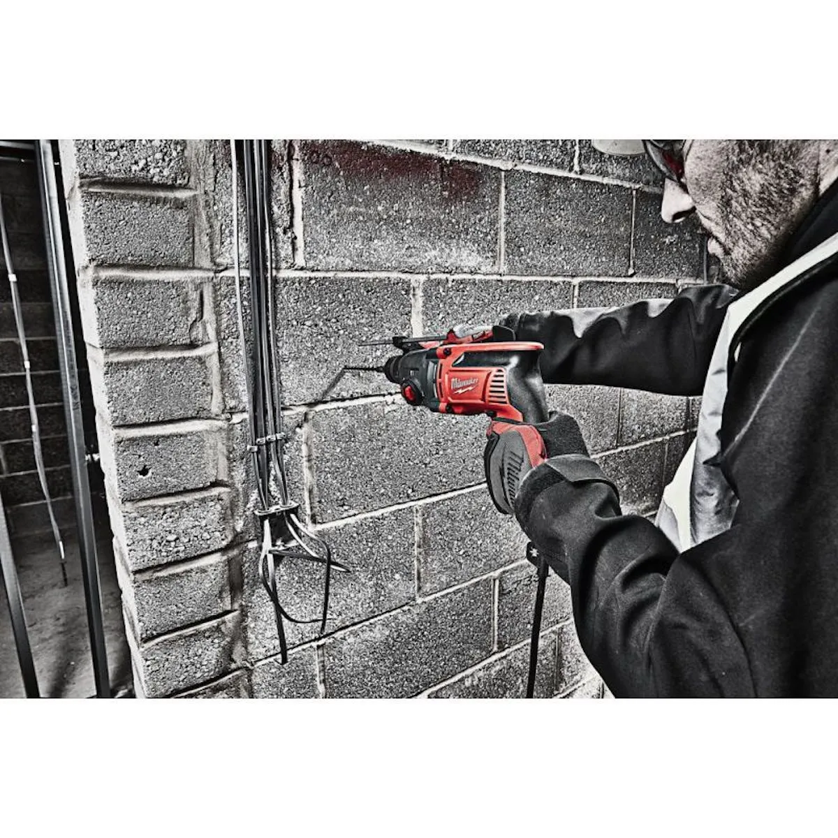 Milwaukee 26mm SDS-Plus 3-Mode Hammer Drill/ Concrete Drill 800W