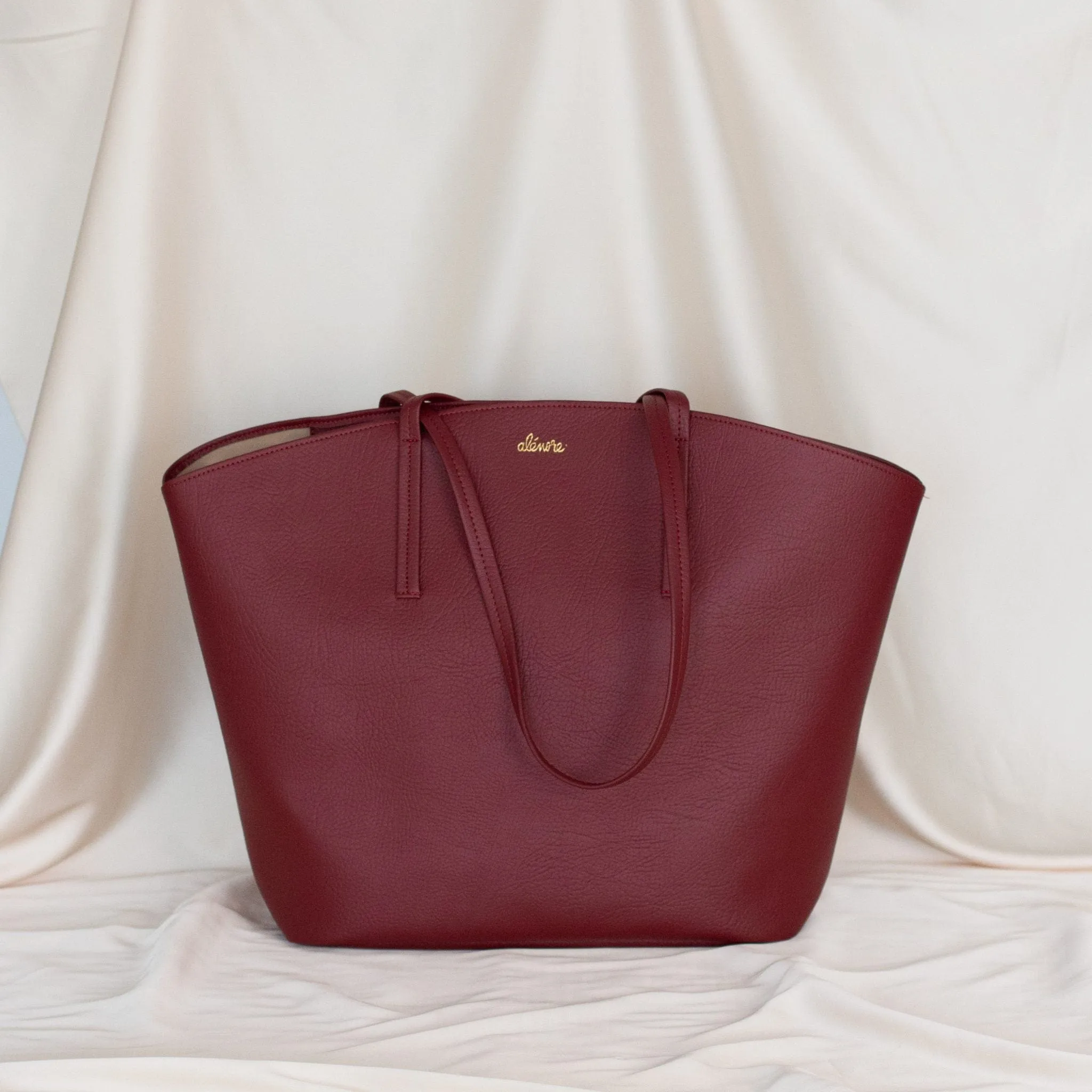 Mimosa Vegan Apple Leather Tote Bag | Bordeaux