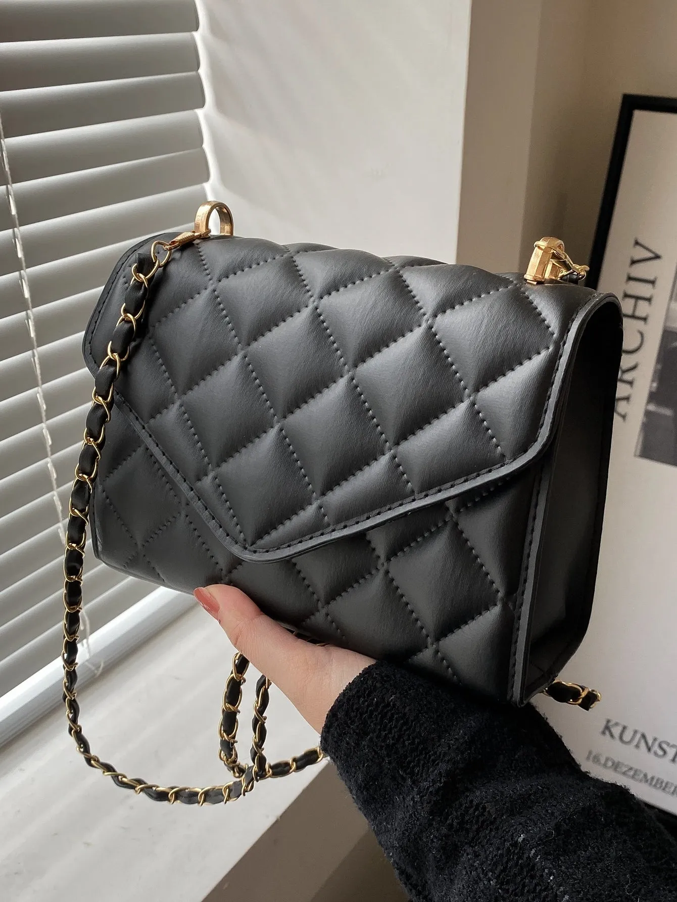Mini Quilted Flap Chain Square Bag- FD ⚡