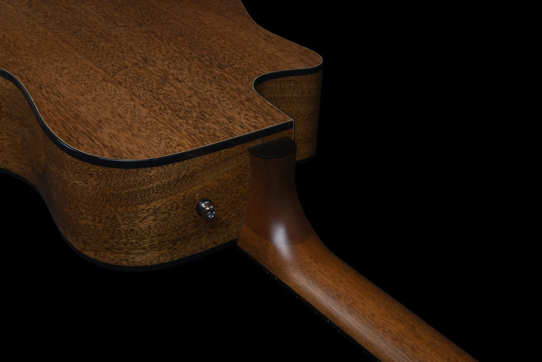 Norman ST40 048533  / 050505 CW Natural HG Element Cutaway Acoustic Electric Guitar with Carrying Bag MADE In CANADA