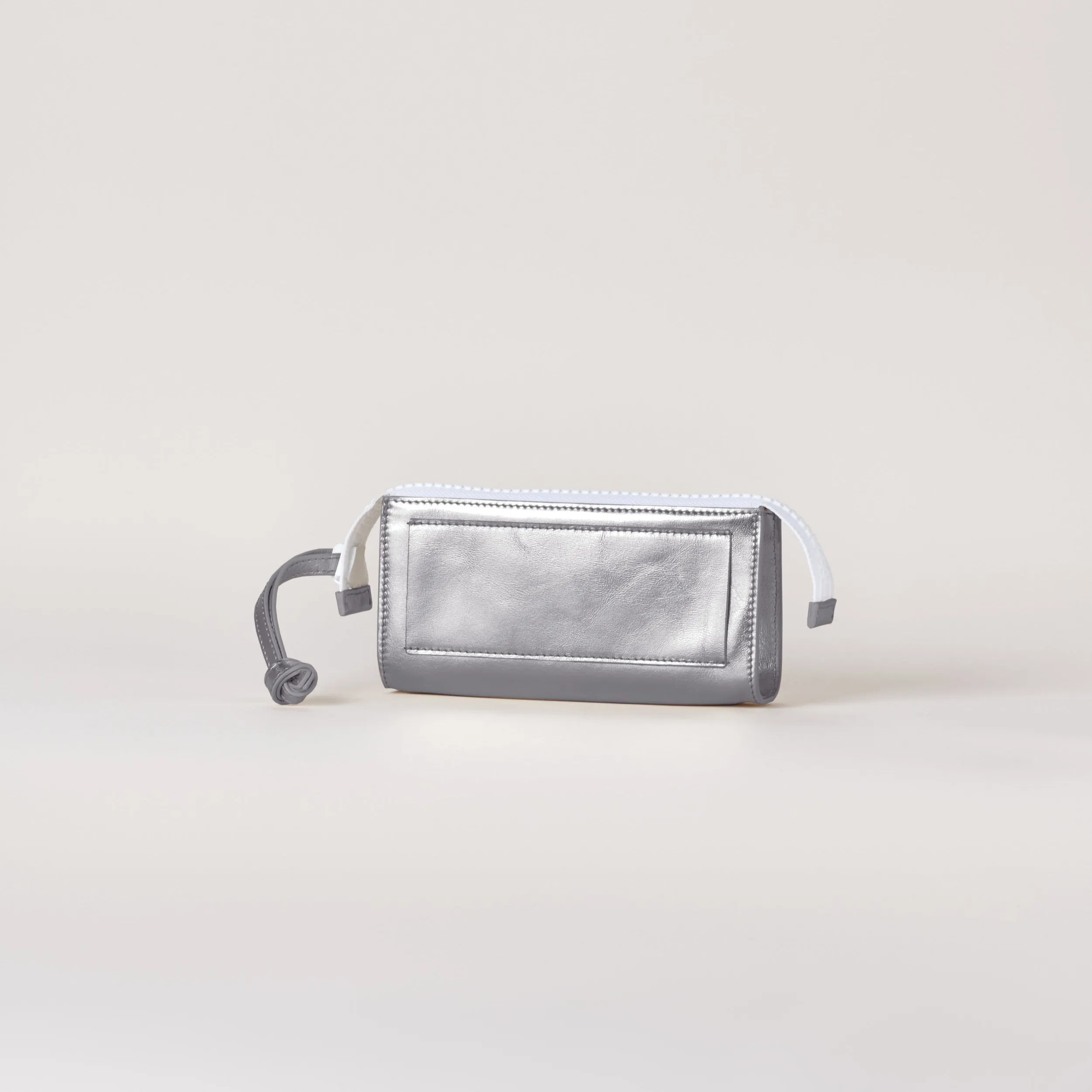 On The Go - Graphite White