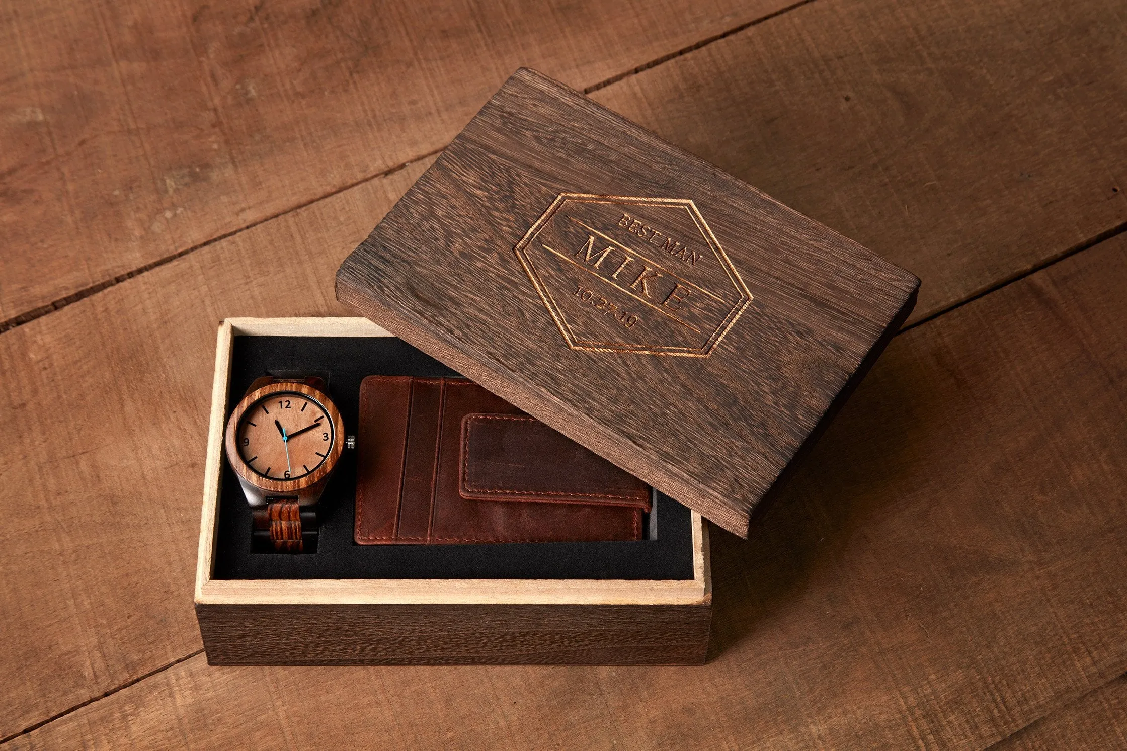 Personalized Gift Box - Compass Rose & Coordinates
