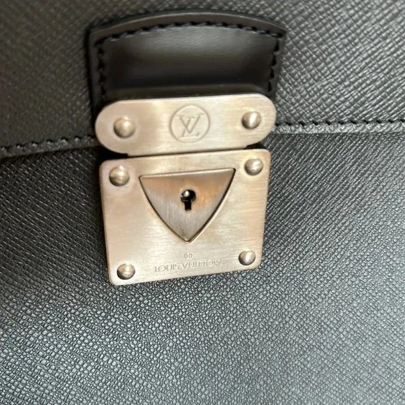 PREOWNED Authentic Louis Vuitton Briefcase