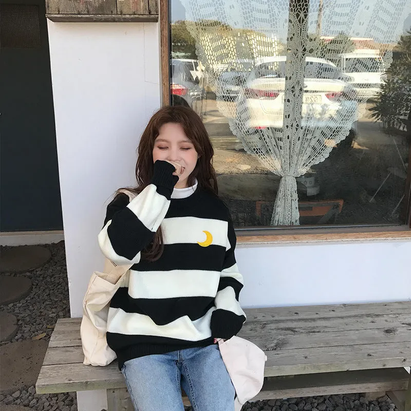 "EMBROIDERY MOON STRIPE" PULLOVER SWEATER K082807
