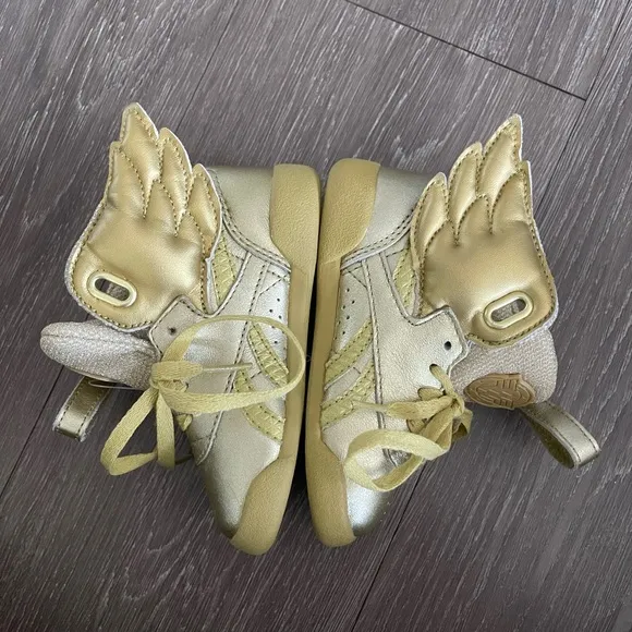 Reebok Freestyle Hi DC Wonder Woman Gold (TD)