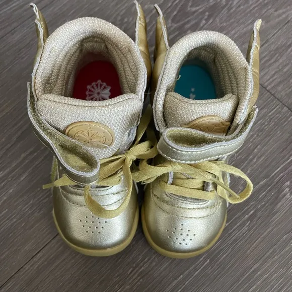 Reebok Freestyle Hi DC Wonder Woman Gold (TD)