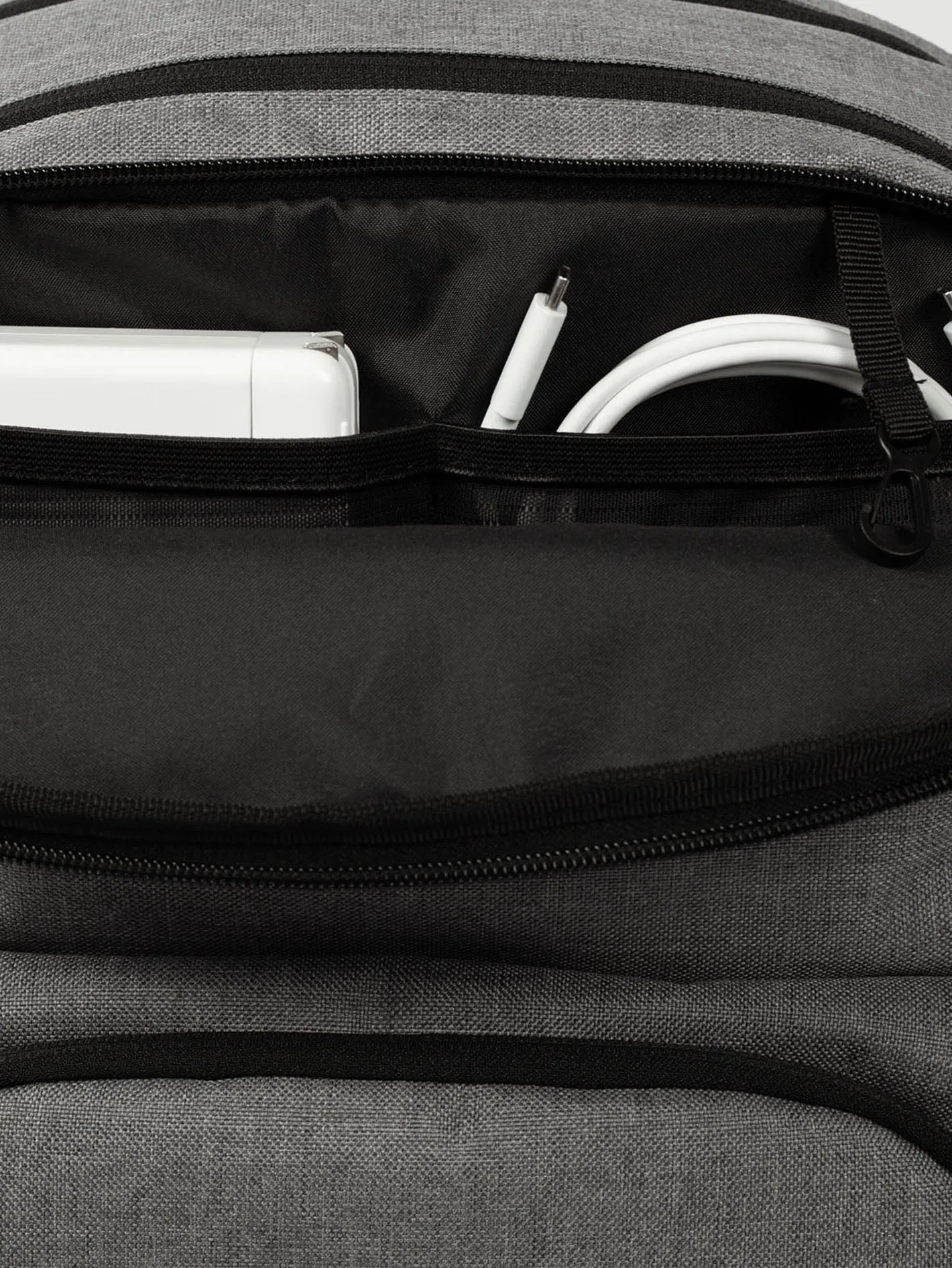 Roamer 2.0 Backpack - HEATHER GREY