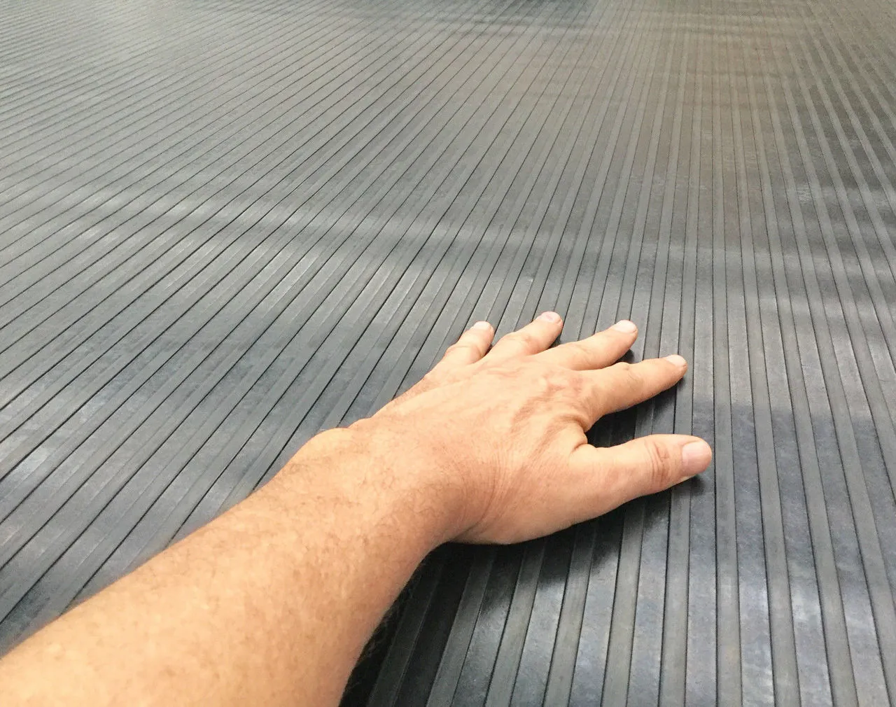 Rubber Ute Mat to fit Mitsubishi MV Triton Dual Cab March 2024 to Current - Suits Spray On Liner Or No Liner