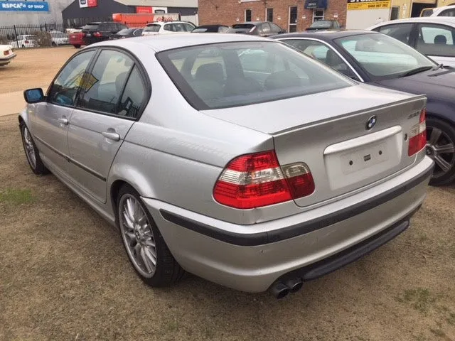 S2745 3' E46 SEDAN 330I M54 MANUAL 2002/04