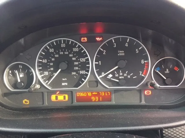 S2745 3' E46 SEDAN 330I M54 MANUAL 2002/04
