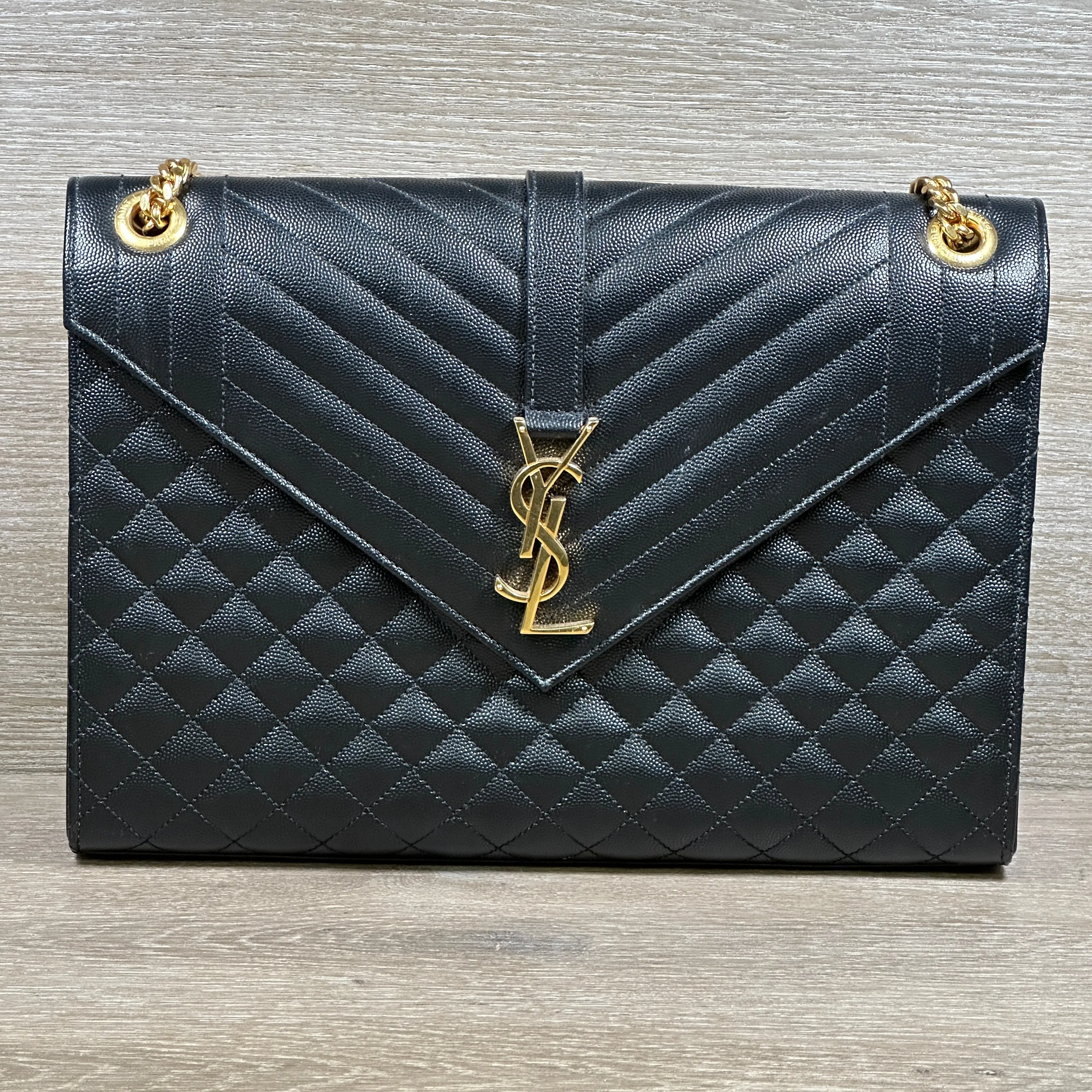 Saint Laurent Large Envelope Triquilt - Black Grained Leather