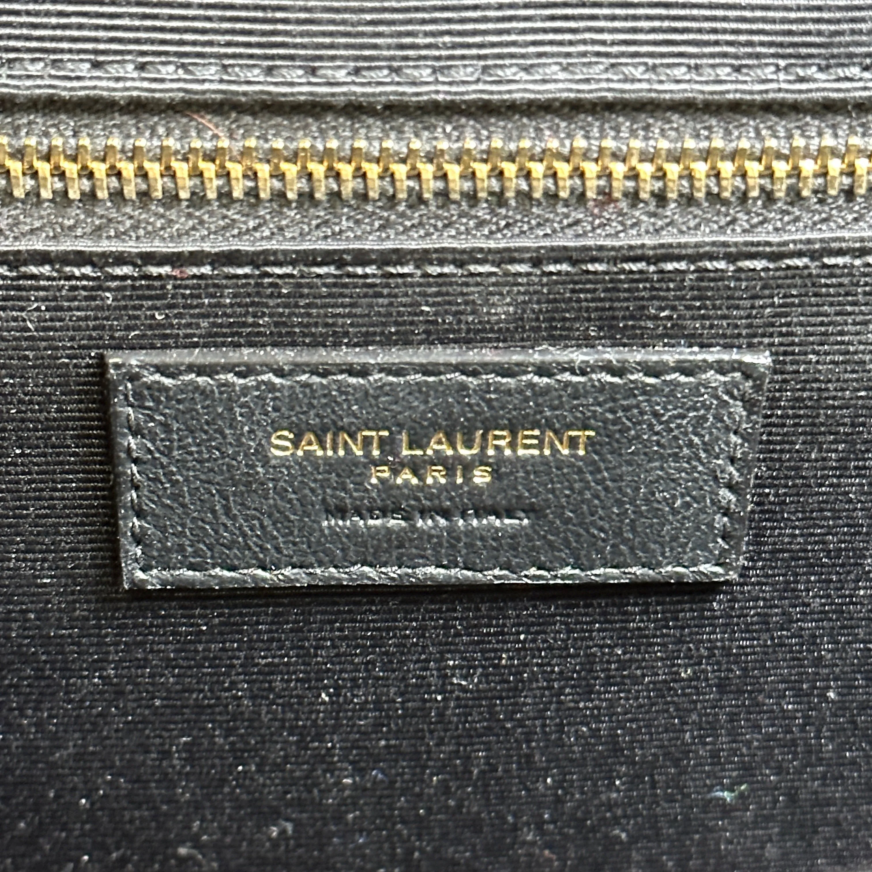 Saint Laurent Large Envelope Triquilt - Black Grained Leather