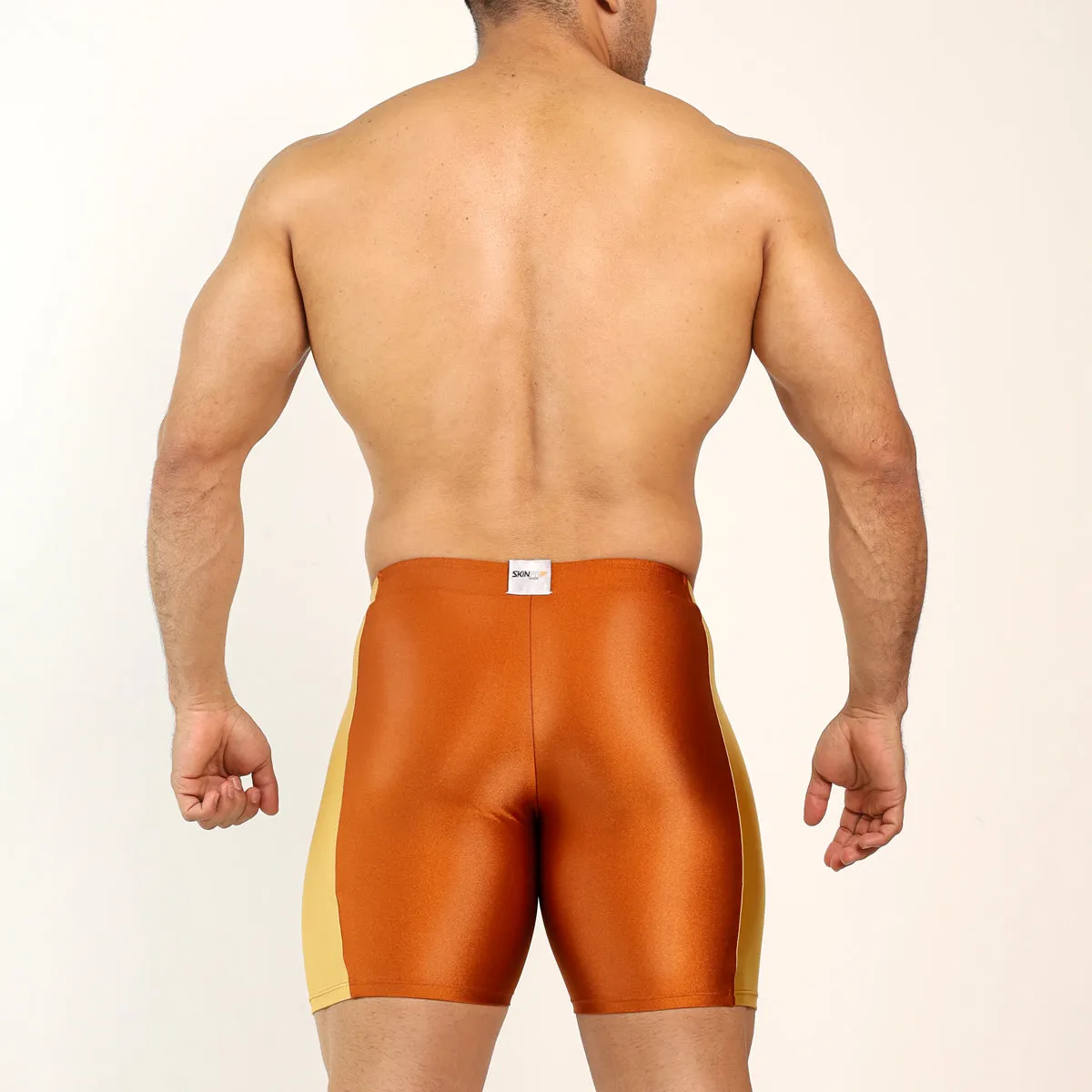 *SEAMLESS SHORT DUOFIT