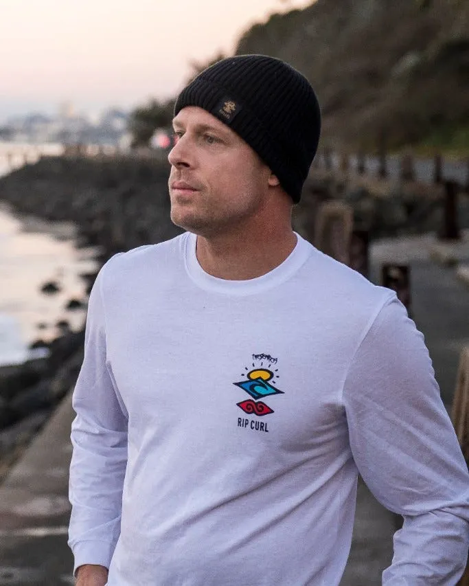 Search Essential Long Sleeve Tee