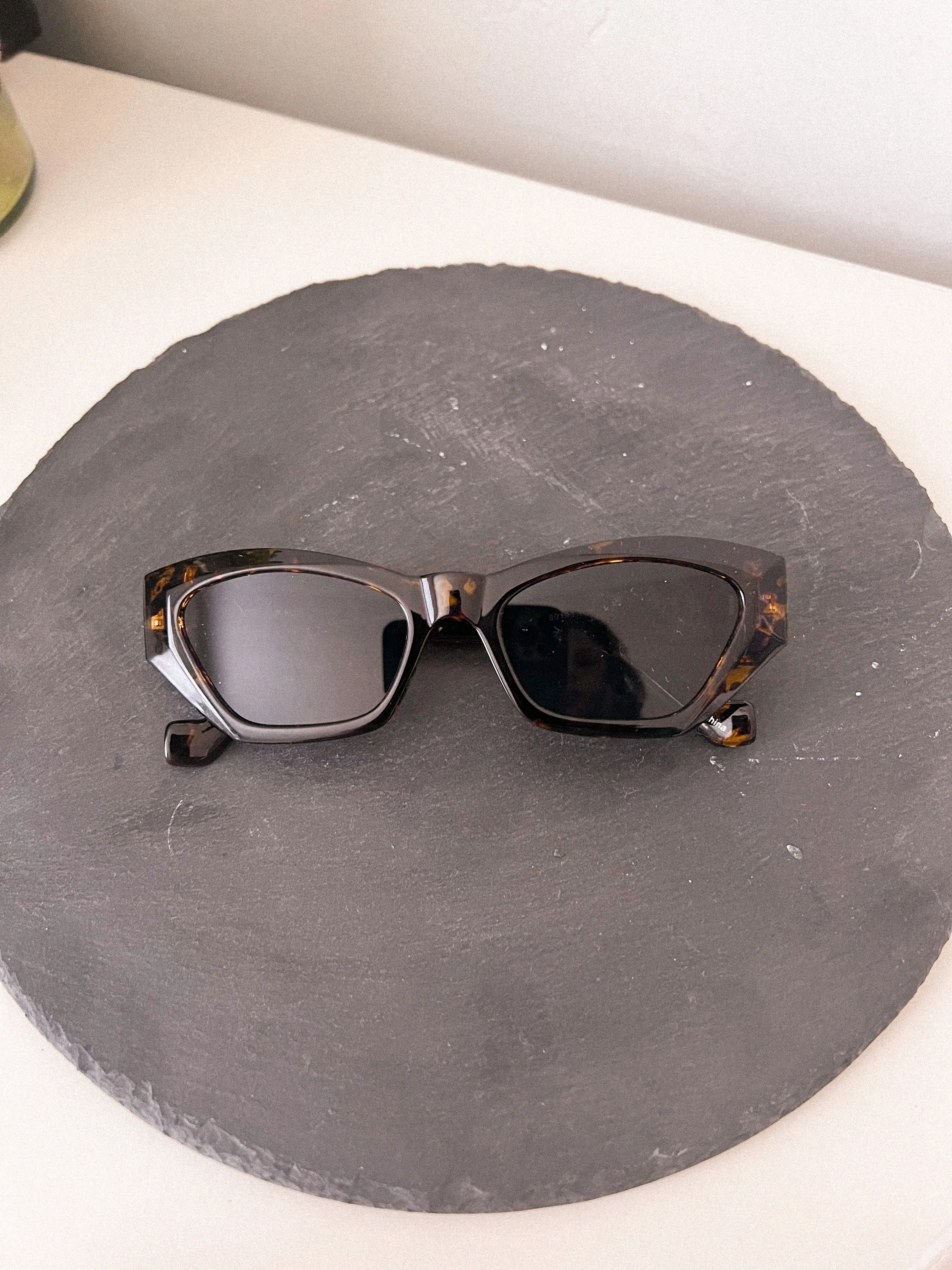 see the good sunglasses (4 COLORS)
