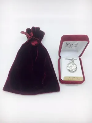 Sterling Silver St Anthony 3/4" with 20" Chain, box and velvet bag