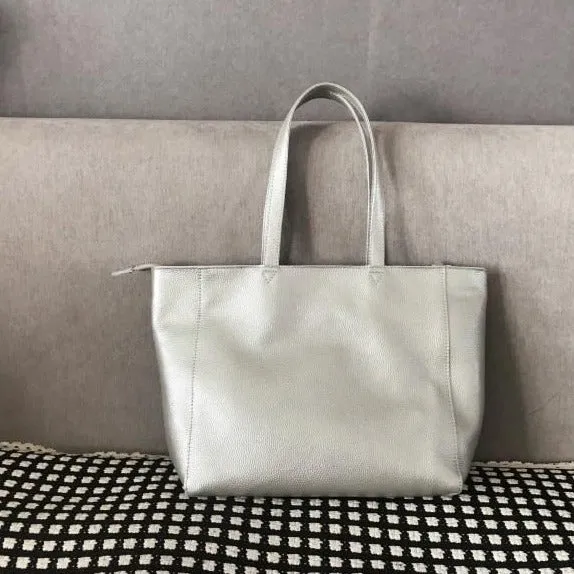 Stylish Womens Silver Leather Tote Bag Shoulder Tote Bag Silver Tote Purse For Women