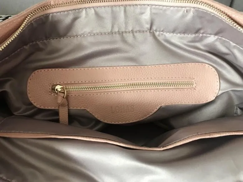 Stylish Womens Silver Leather Tote Bag Shoulder Tote Bag Silver Tote Purse For Women