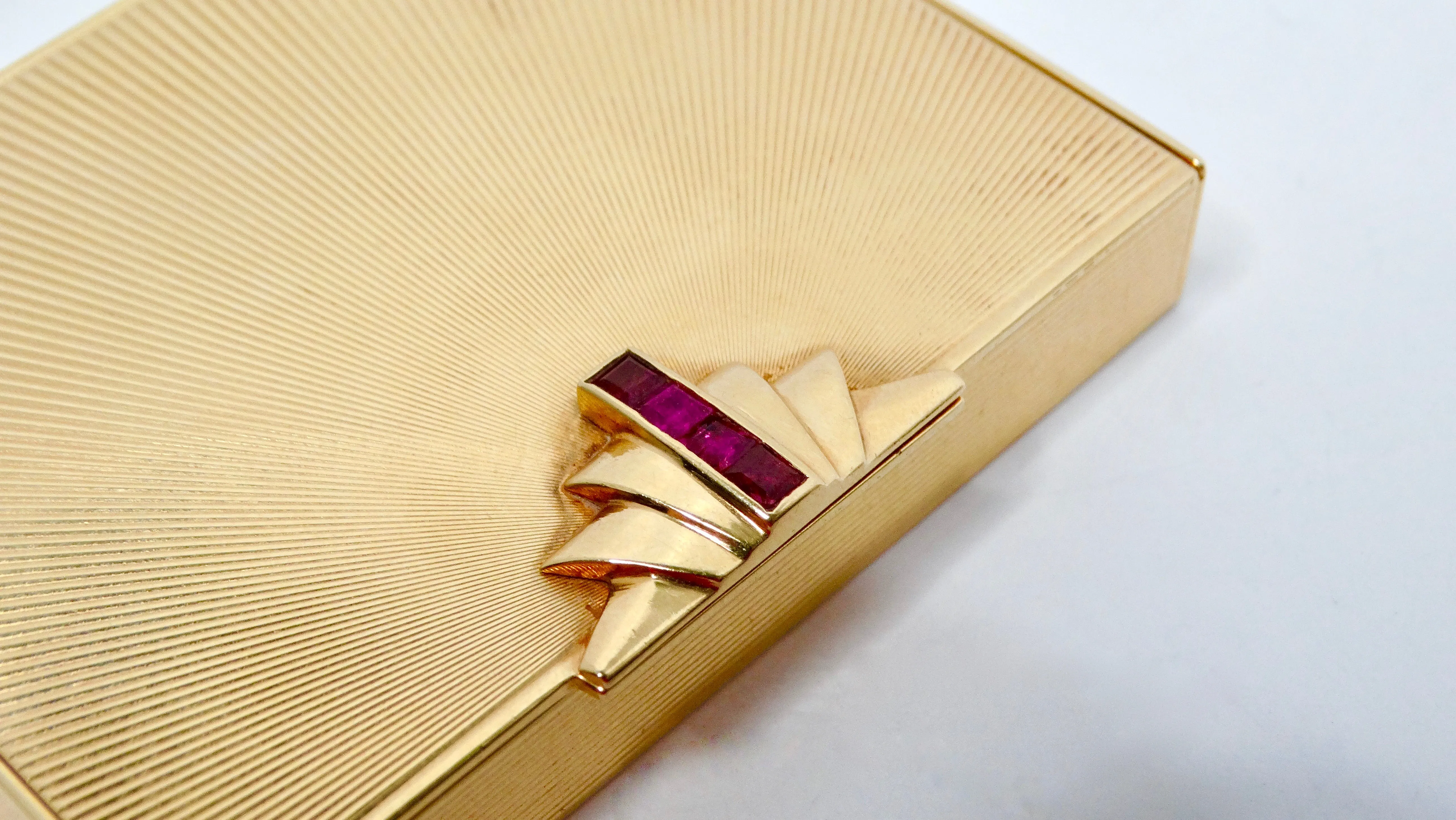 Tiffany & Co 1940s 14k Gold Compact Mirror Box With Ruby Detail