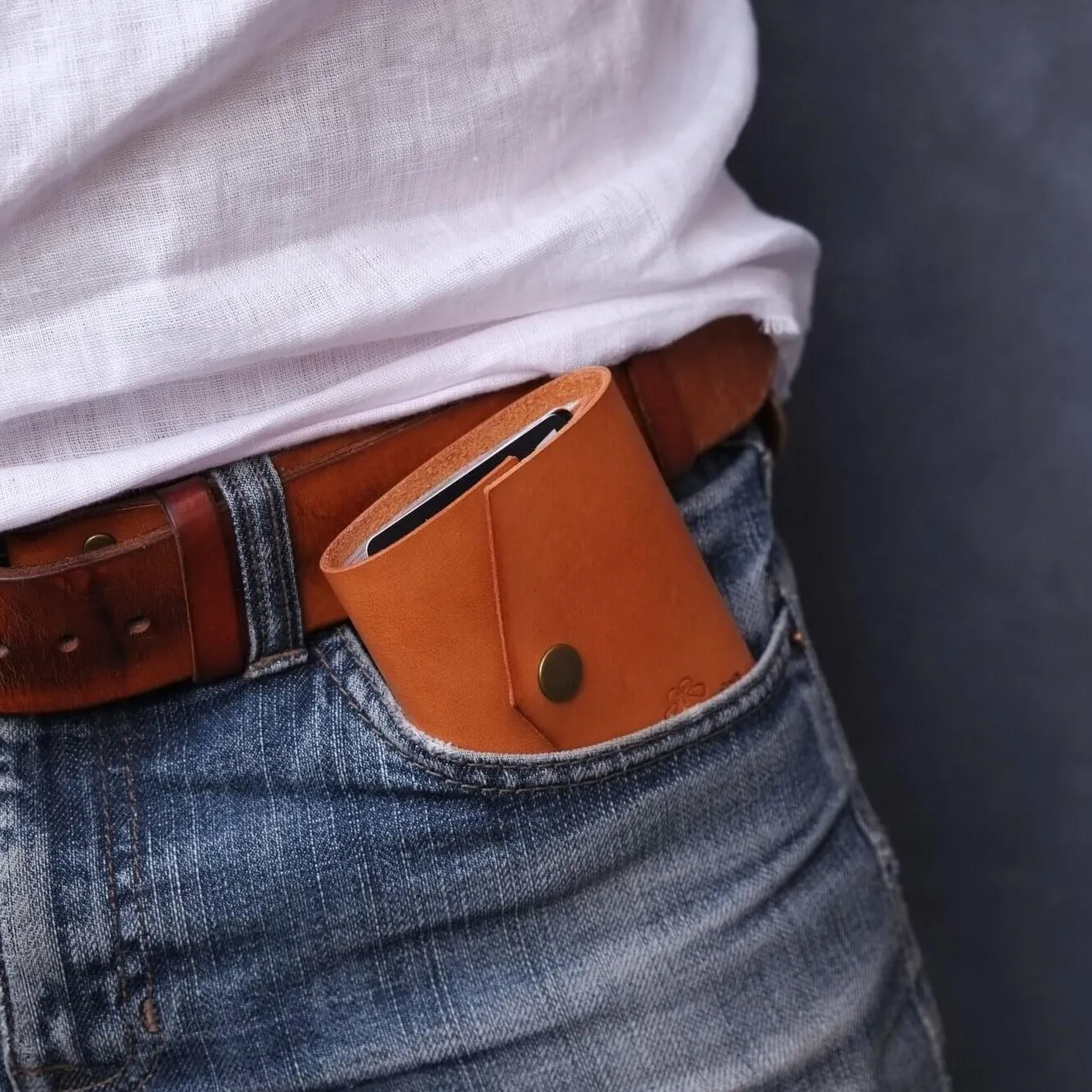 TRIFOLD WALLET / BROWN