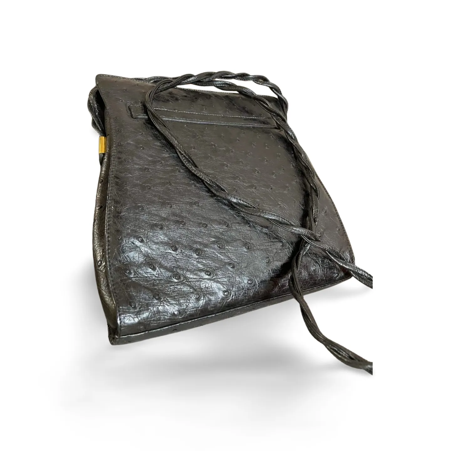 Vintage BALLY genuine ostrich leather kelly ado sport style shoulder bag purse with gold tone hardware and twisted straps. 061024y1