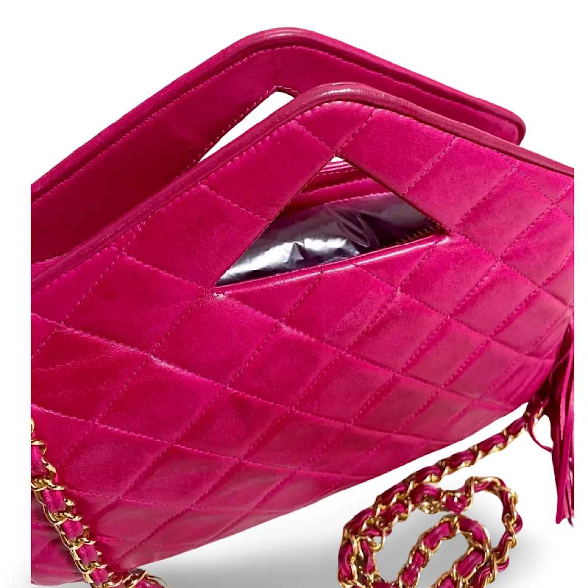 Vintage CHANEL pink lamb leather chain shoulder bag with fringe. Rare triangle handle handbag. Must have purse. 070225ac6