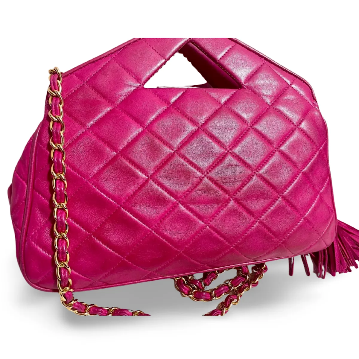 Vintage CHANEL pink lamb leather chain shoulder bag with fringe. Rare triangle handle handbag. Must have purse. 070225ac6