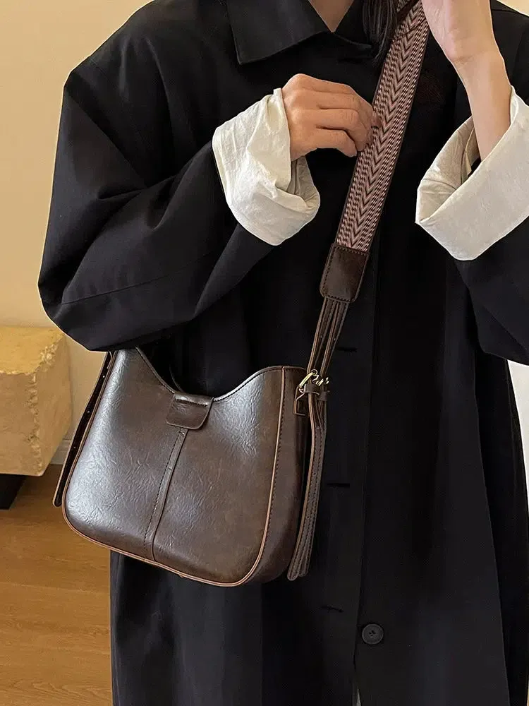 Vintage Crossbody Leather Bag