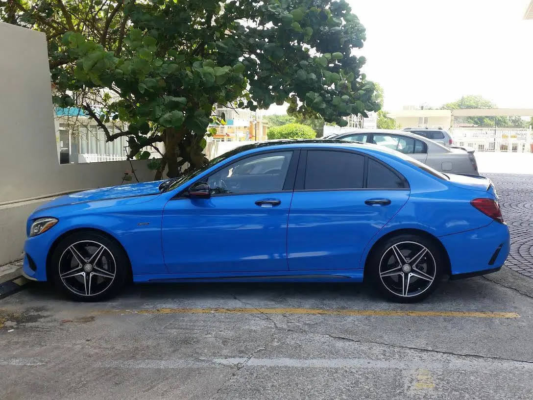 VViViD  Gloss Smurf Blue (Riviera Porsche GT3 Blue)