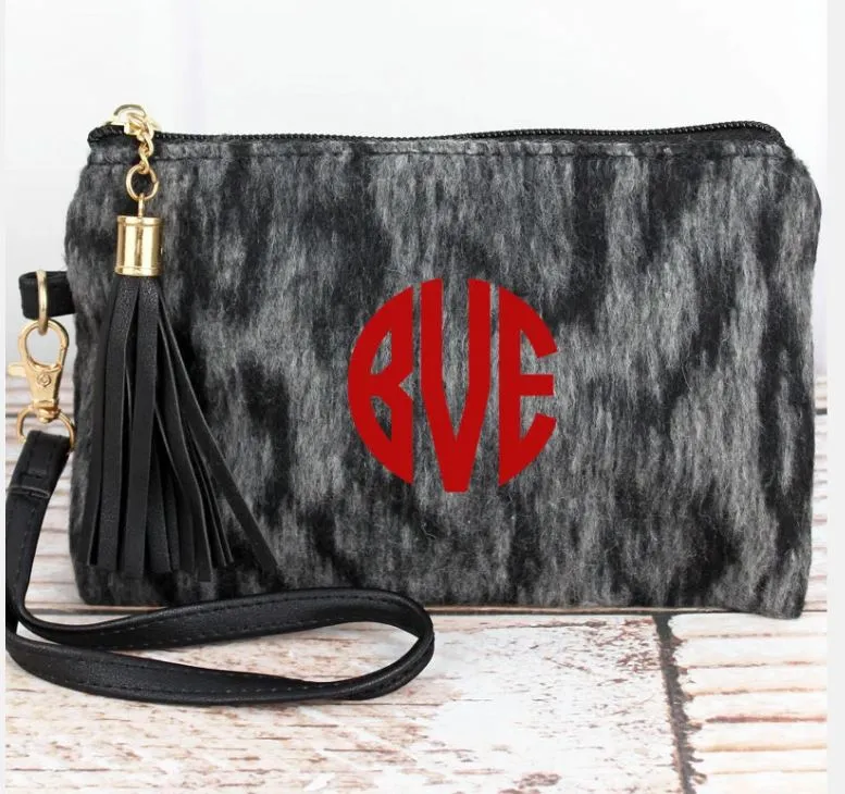 WRISTLET POUCH